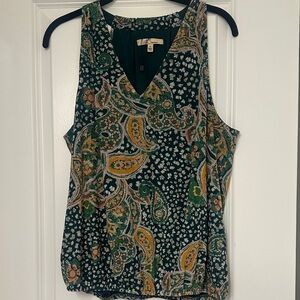 Les Serein Dark Green Paisley V-Neck Sleeveless Camisole